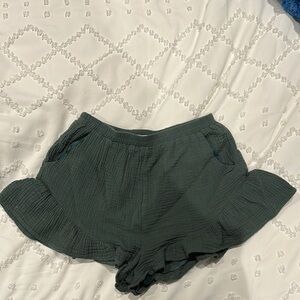 Listicle High Waist Green Shorts Relaxed Fit